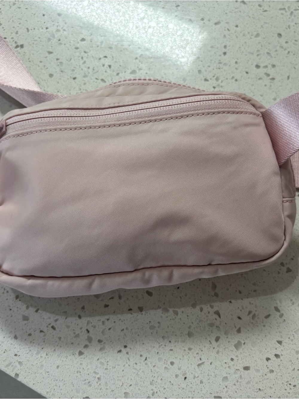 Lululemon Light Pink 1L Everywhere Belt Bag - Picture 4 of 8